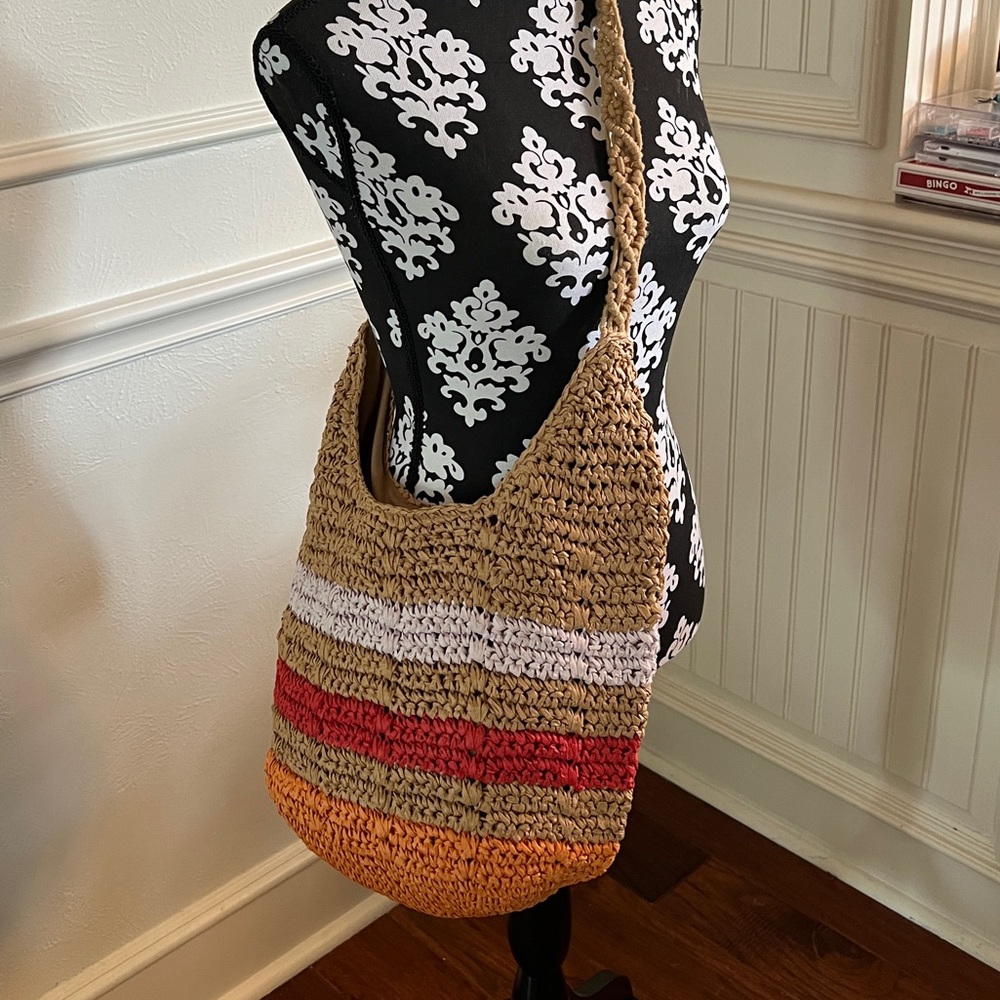 Universal thread crochet crossbody beach hoho bag.